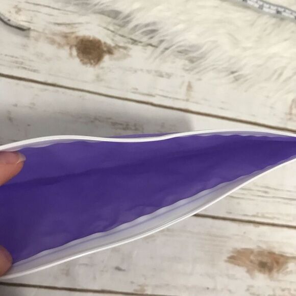 Monat Travel Accessory Makeup Bag with Zipper‎ Bubble Protection Purple - Picture 2 of 2